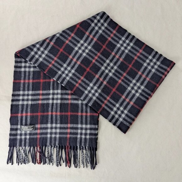 Burberry Unisex Lambswool Scarf Blue – Classic Check – Used – Cozy Winter Wear - Picture 1 of 7